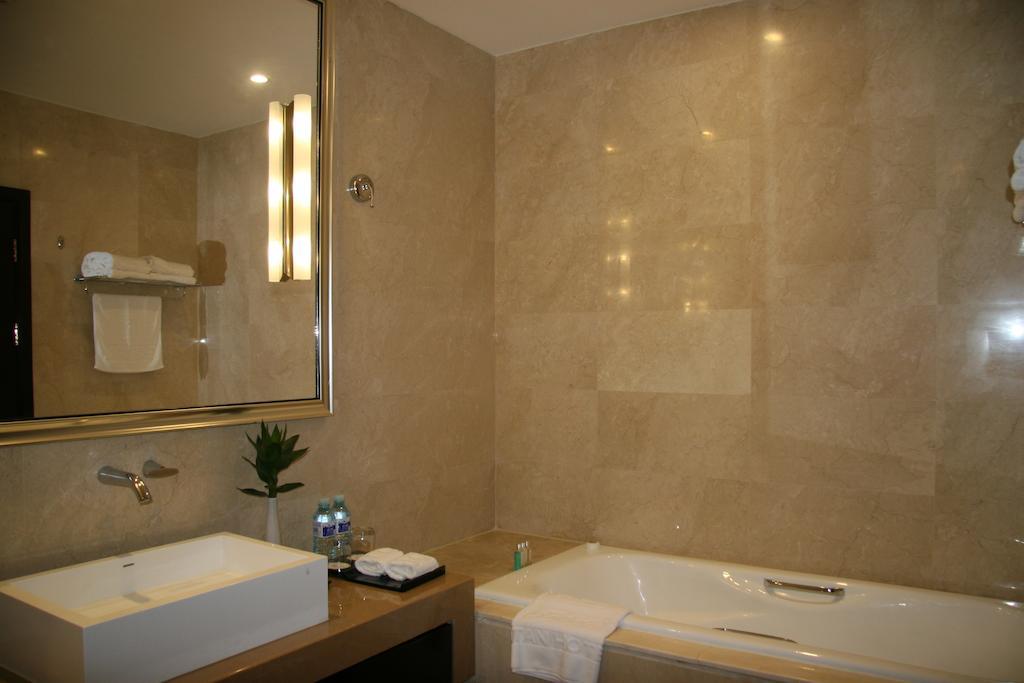 Ritan Hotel Downtown Peking Szoba fotó